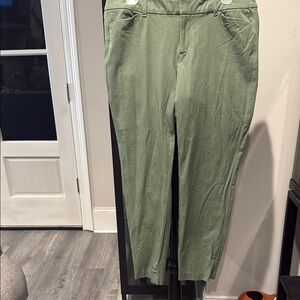 Women’s Old Navy Green Pixie Pants